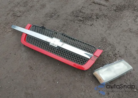 2003 Chevrolet Silverado 1500 Ls из США, поврежденный, VIN 2GCEK19VX31392935